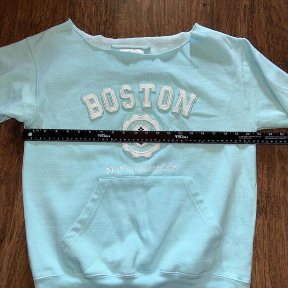 Love Couture Boston Massachusetts Off Shoulder Boat Neck Sweatshirt Sz Medium - Picture 6 of 8